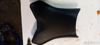 Sedadla Yamaha FZ1 fazer