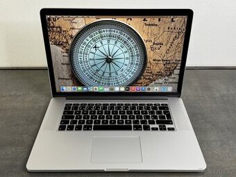 MacBook Pro 15" 2015 256GB / i7 / 16GB - DPH