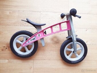 Prodám odrážedlo FirstBIKE – skvělý stav