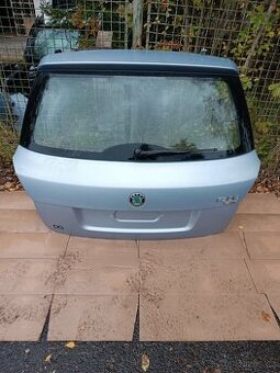 Skoda Fabia 2 - páté dveře, víko kufru