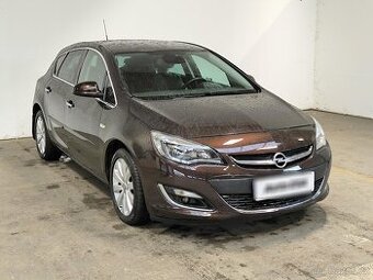 Opel Astra 1.4T , 88 kW benzín, 2013