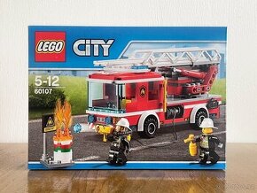nové Lego City 60107 Hasičské auto s žebříkem