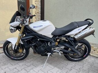 Triumph Street Triple 675