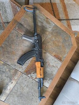 AEG, Cyma AKM, dřevo-kov, sklopná pazba