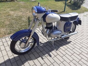 JAWA 250 typ 353 Normandia