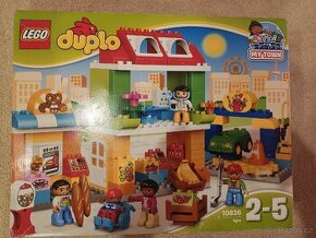 Lego duplo 10836 náměstí
