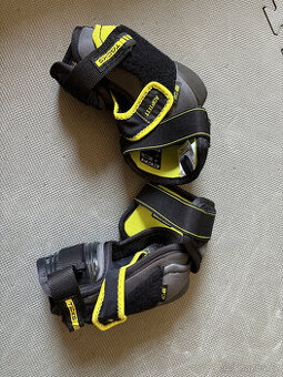 Hokejové lokty, CCM XF80
