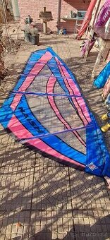 Naish 4.5 windsurf plachta