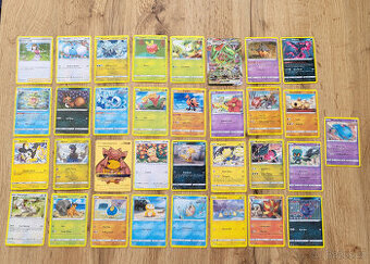 Pokemon karty, 33x