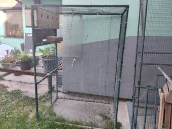 Voliera