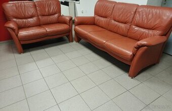 Kožená sedací souprava 3+2+taburet - PRAVÁ KŮŽE
