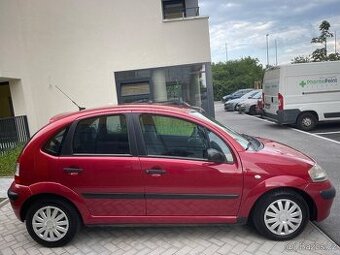 Citroen C3 rok výroby 2006:1.1.motor