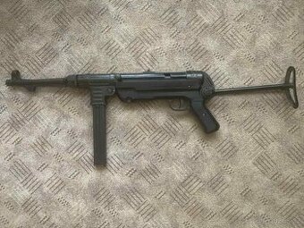 MP40 replika