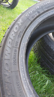 Zimní pneu 2x Toyo Snowprox S954 SUV 225/55 R19 99V