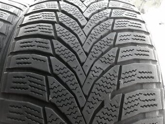 2ks zimních pneu 215/50 R17 Nexen