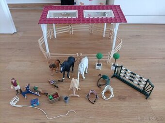 Schleich Horse jezdecká škola