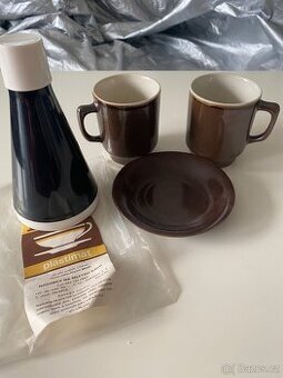 Hrnečky a nádoba na kávu-retro