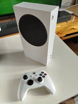 Xbox Series S, 12 her pro menší děti