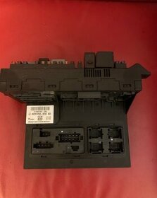 Mercedes W211 W203 Pojistková skřínka - modul SAM