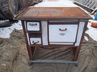 Sporák na tuhá paliva