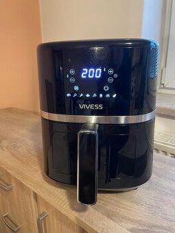 Horkovzdušná fritéza VIVESS – digitální, plně funkční