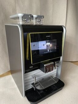 Profesionální kávovar pro přípravu Espressa