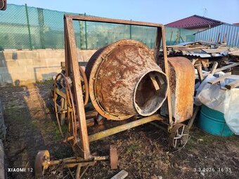 Stavební míchačka