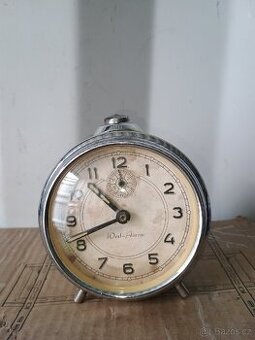 Starý budík West alarm žlutý