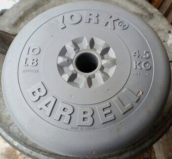 Závaží pro činky - 2 krát 4,5kg prodám celkem za