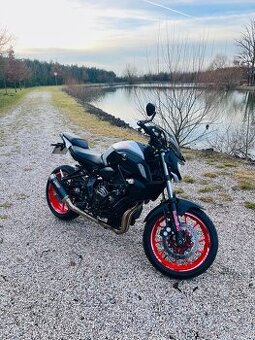 Yamaha Mt07 (v TP 35kw)