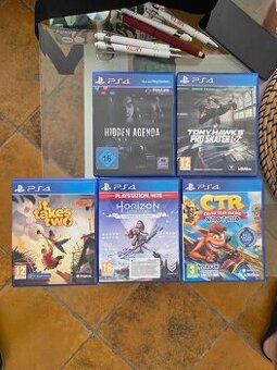 PS5 PS4 HRY (playstation hry)