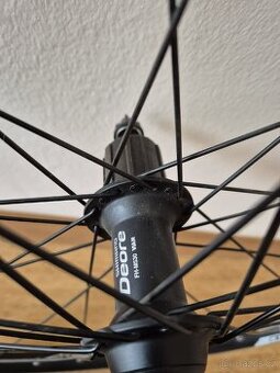 28" Zapletená kola, Shimano DEORE