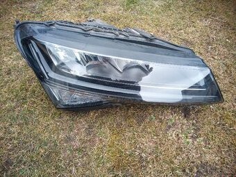 Led světlo pravé přední Superb 3 facelift