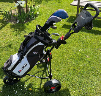 Prodám dětský golfový set U.S. Kids Golf vel. 57 s vozíkem.