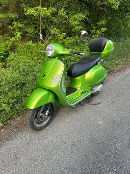 Vespa gts 125