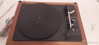 Gramofon tesla nzc 130 stereo