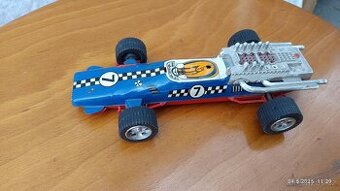 Retro hračka - závodní vůz F1