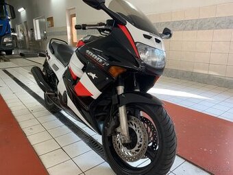 Honda CBR 1000f