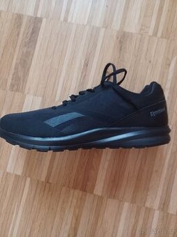 Damske botasky nové Reebok