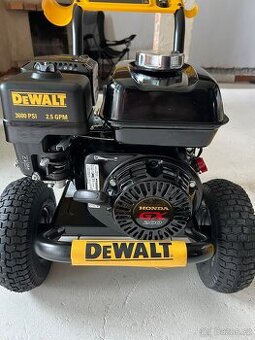 Dewalt Honda Engine 3600Psi Novy Pressure Washer Na Prodej