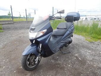 Suzuki BURGMAN 400, 24 kW