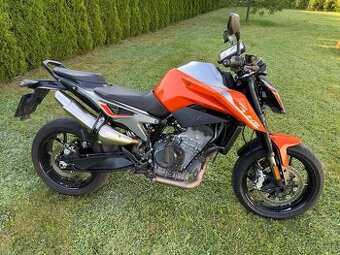 KTM Duke 790