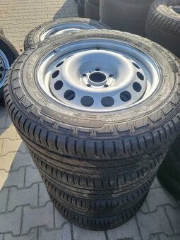 Letní sada 5x114,3 Renault Trafic III 215/65 R16C Michelin