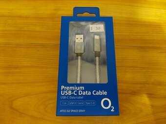 Rozbalený datový a nabíjecí prémiový kabel O2 USB-A /USB-C
