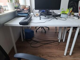 Stůl Ikea