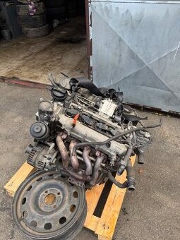 Motor 1,6 FSI 85 kw BAG