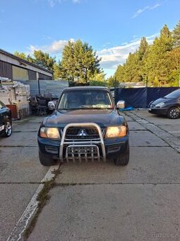 Mitsubishi pajero