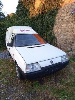 ŠKODA FAVORIT 135L PICK UP