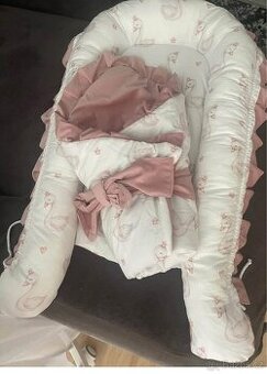 Prodám hnízdečko , zavinovačka a mantinel