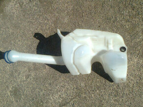 Citroen Berlingo,Peugeot Partner,nádobka ostřiku,od r.1996 - 1